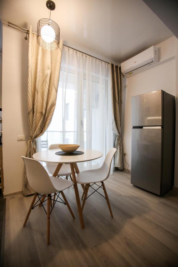 Premium Studios Mamaia Nord - Marea La 50M Нэводари Экстерьер фото