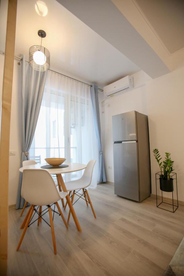 Premium Studios Mamaia Nord - Marea La 50M Нэводари Экстерьер фото
