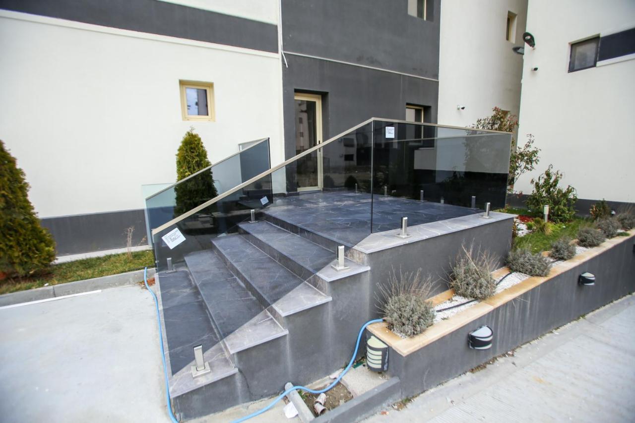 Premium Studios Mamaia Nord - Marea La 50M Нэводари Экстерьер фото