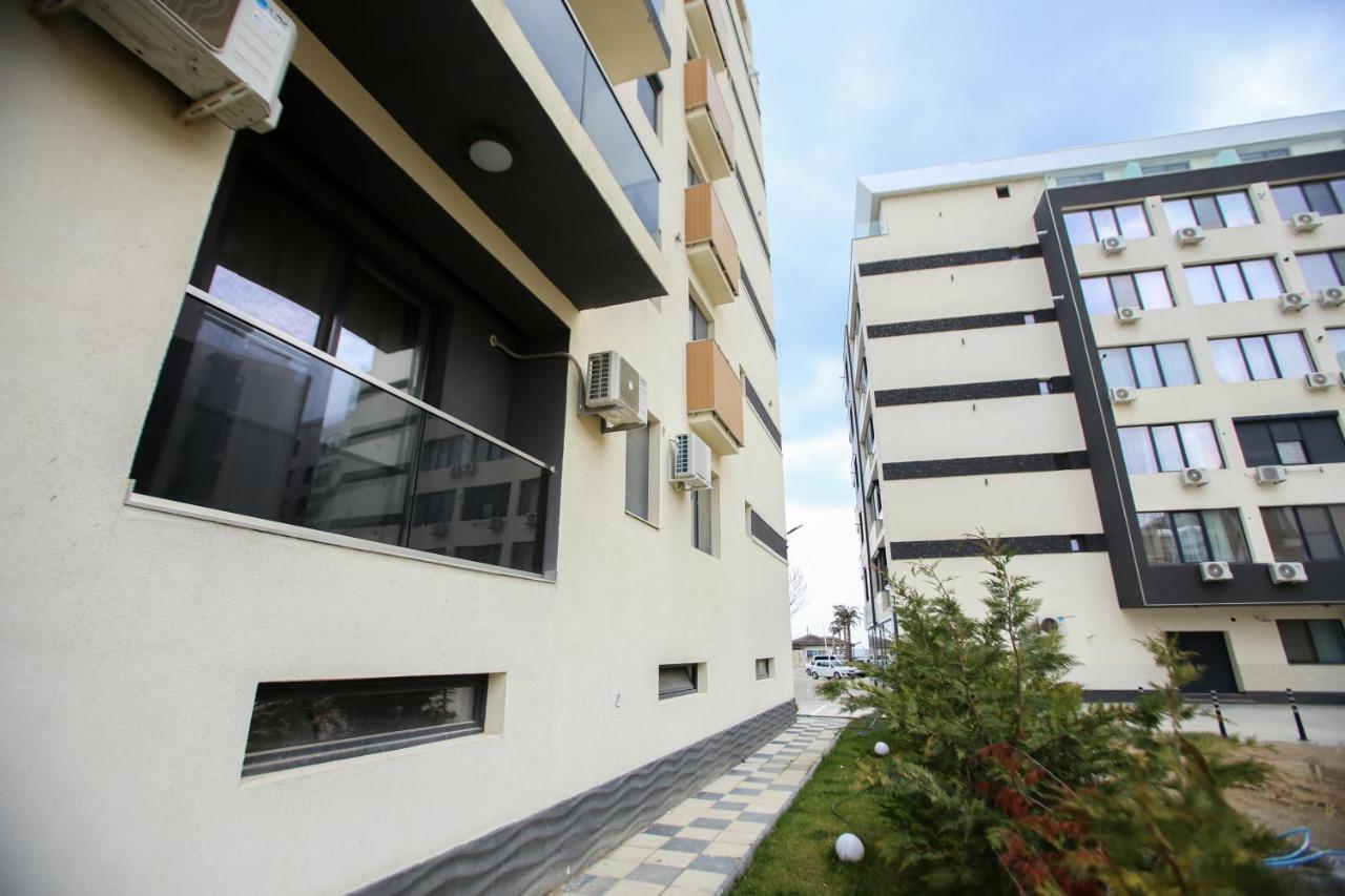 Premium Studios Mamaia Nord - Marea La 50M Нэводари Экстерьер фото