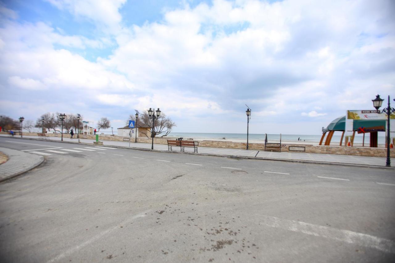 Premium Studios Mamaia Nord - Marea La 50M Нэводари Экстерьер фото